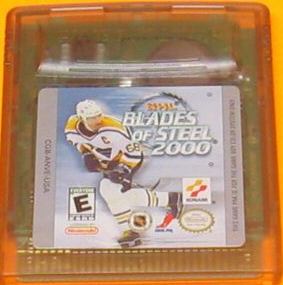 ../gameboy-big/nhl_blades_of_steel_2000_gbd.jpg